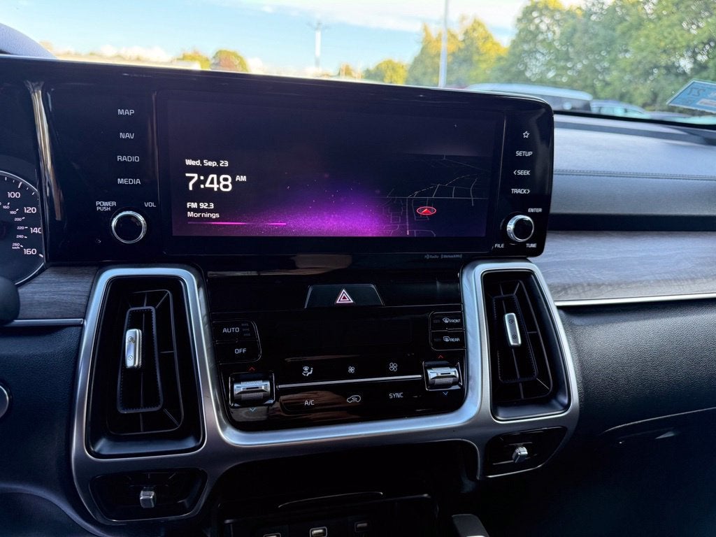 2022 Kia Sorento S