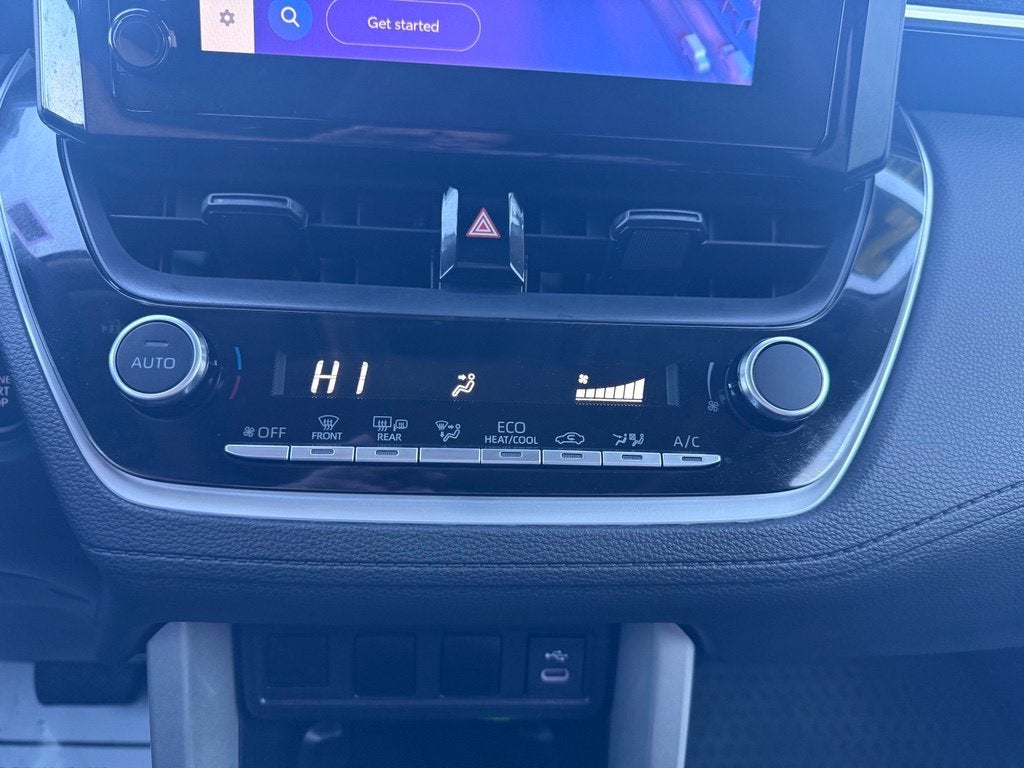 2024 Toyota Corolla Cross LE