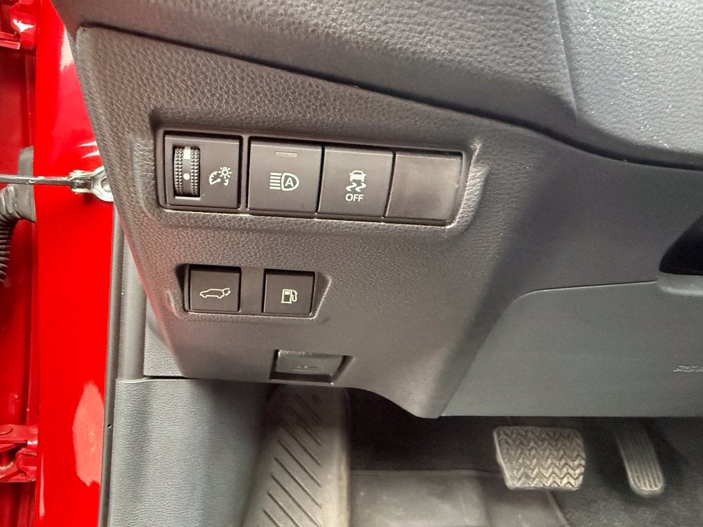 2024 Toyota Corolla Cross Hybrid XSE