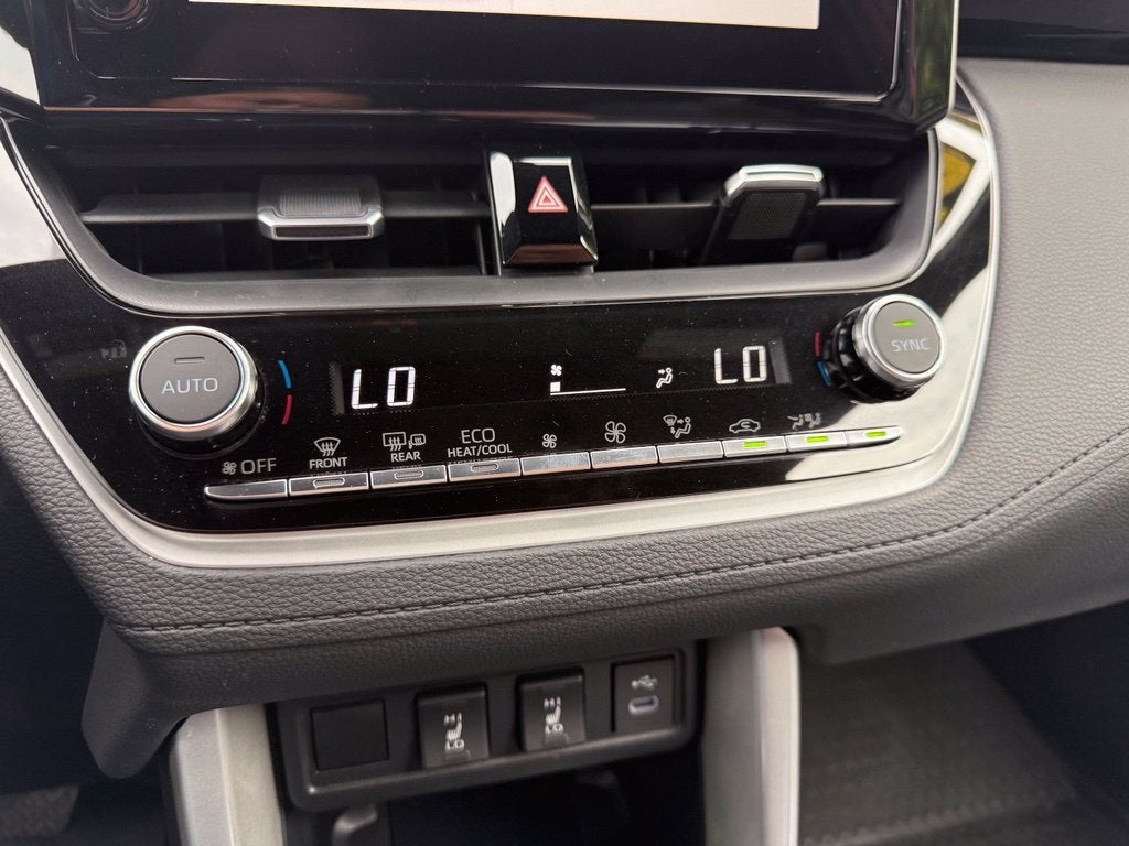 2024 Toyota Corolla Cross Hybrid XSE