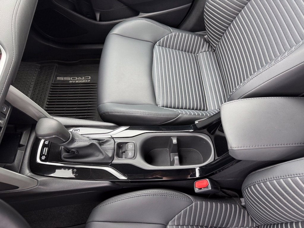 2024 Toyota Corolla Cross Hybrid XSE