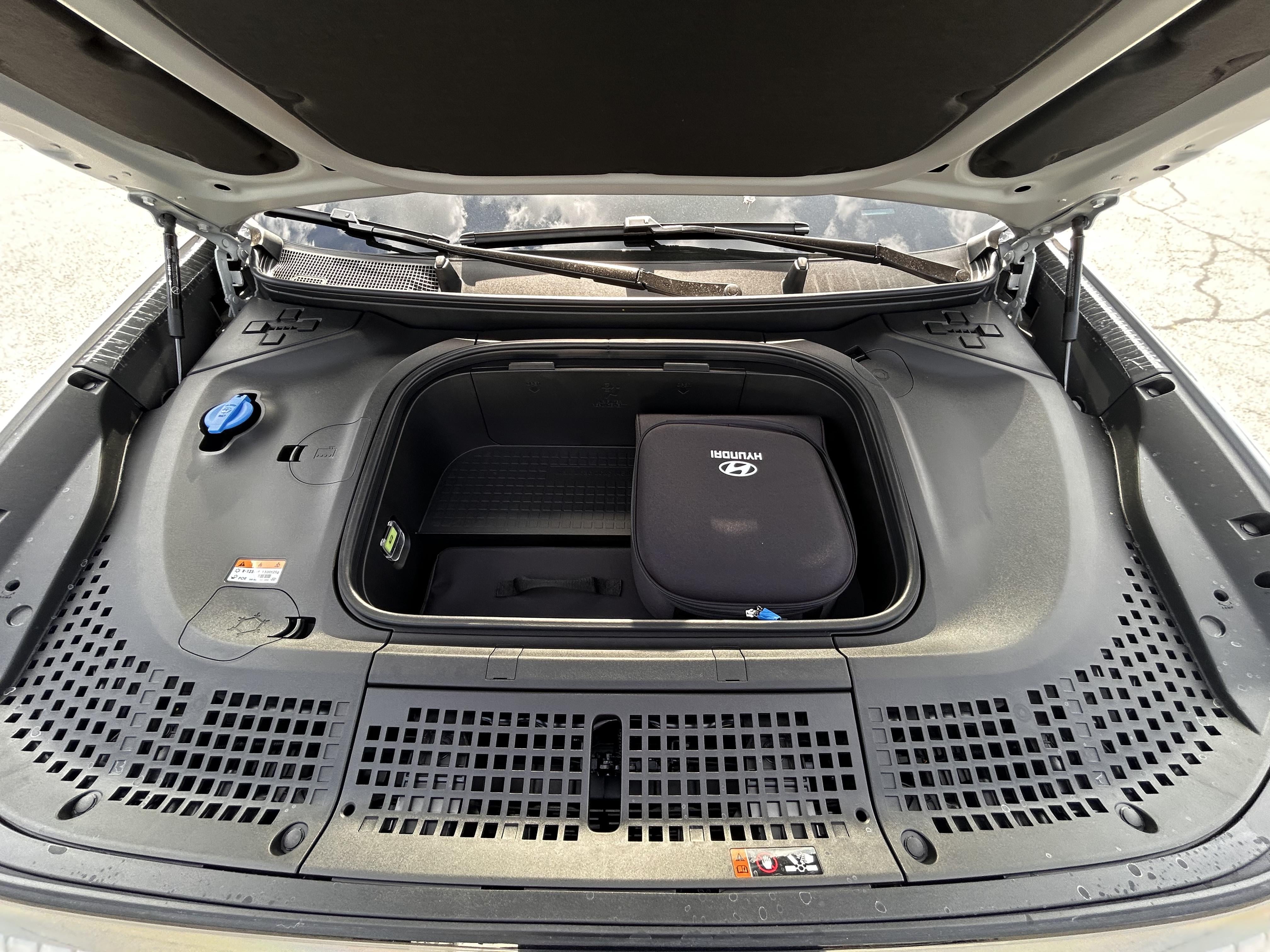 2026 Hyundai IONIQ 9 S