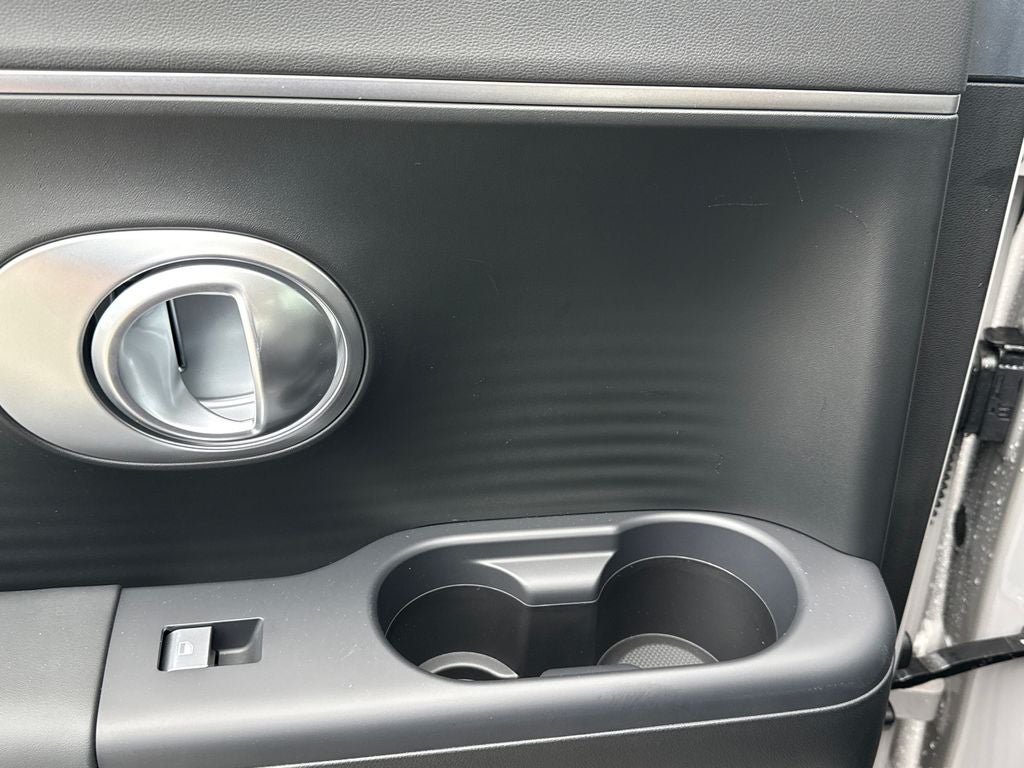 2026 Hyundai IONIQ 9 SE - Photo 32
