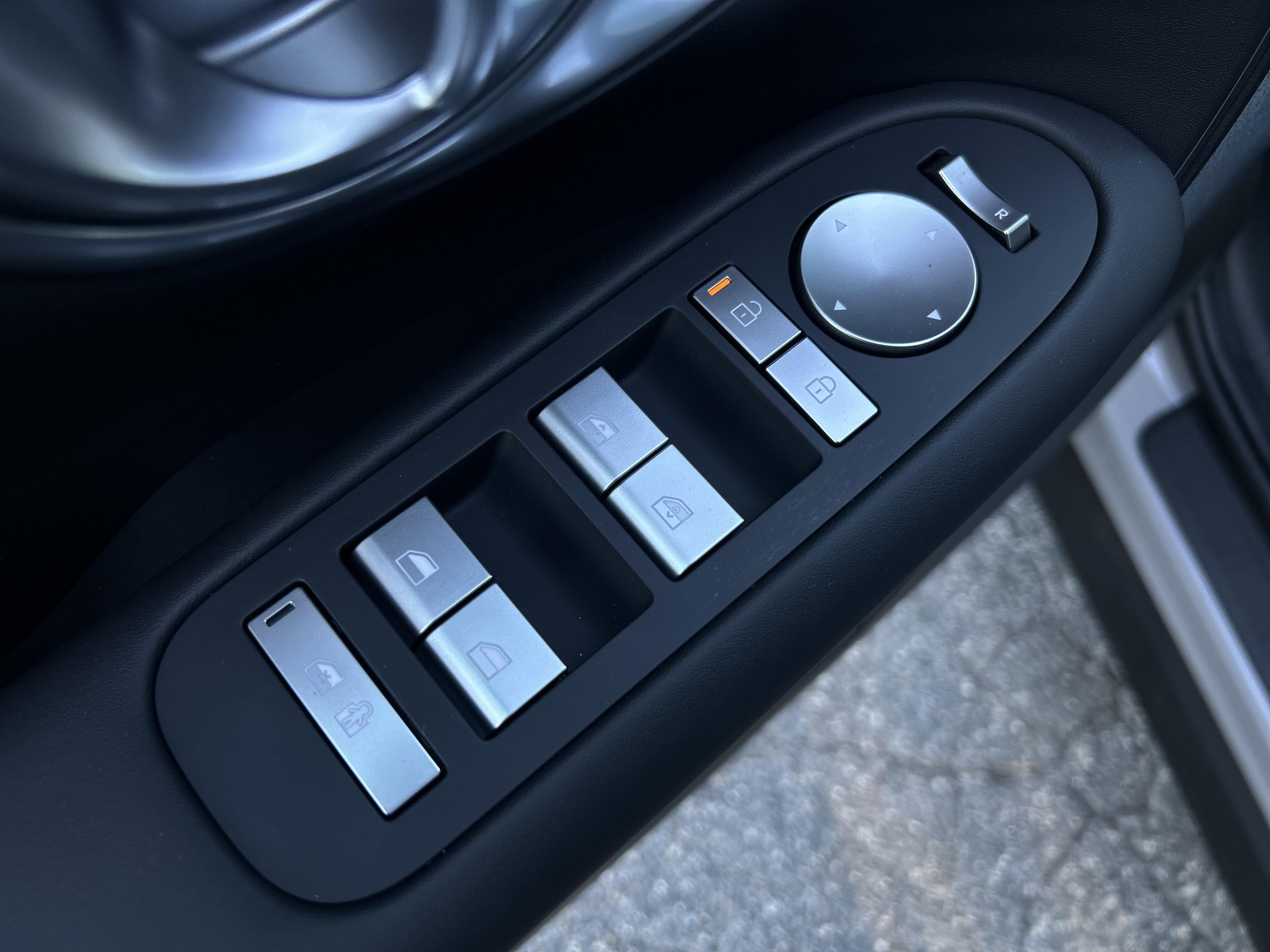 2026 Hyundai IONIQ 9 SE