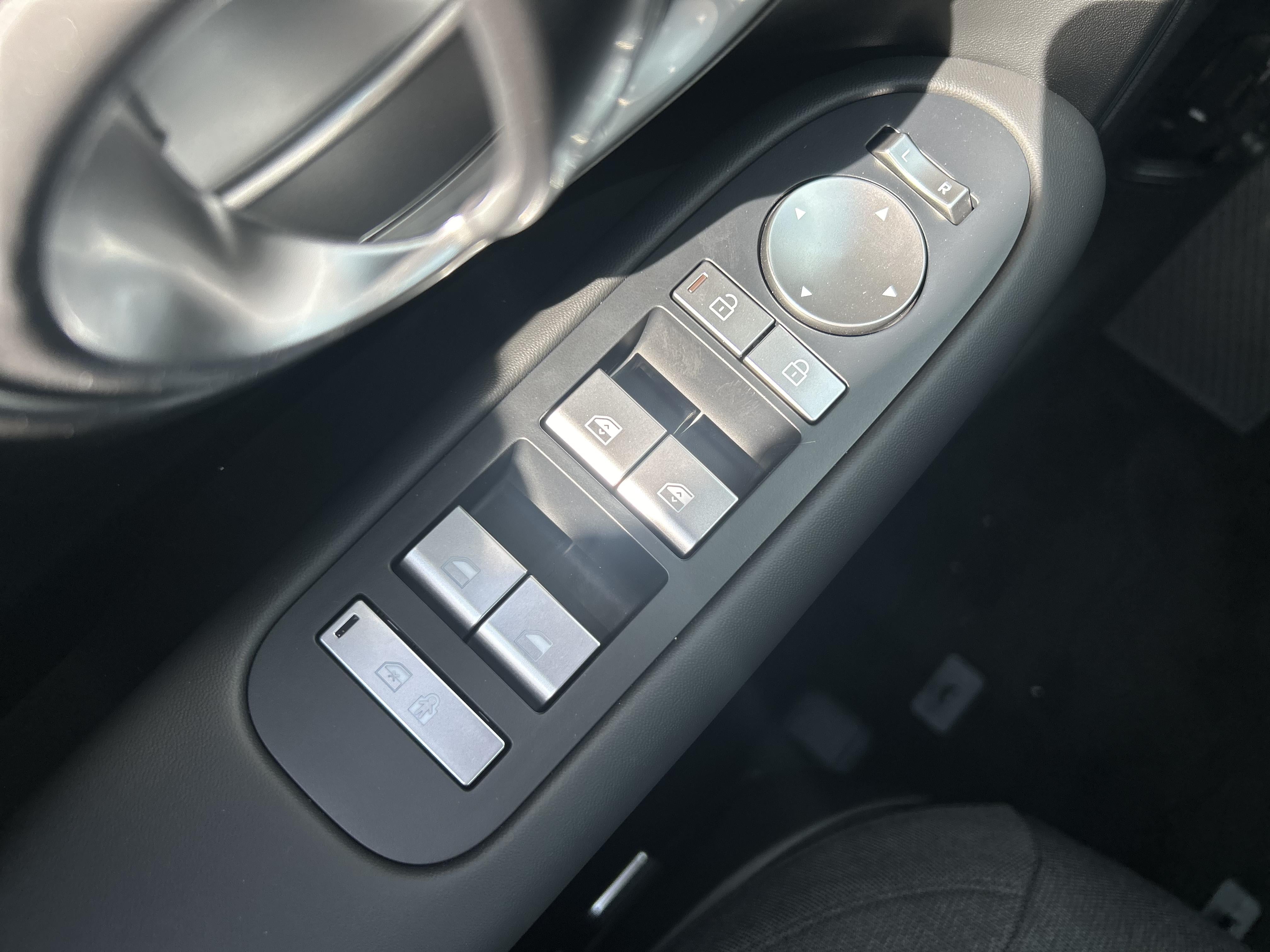 2026 Hyundai IONIQ 9 SE