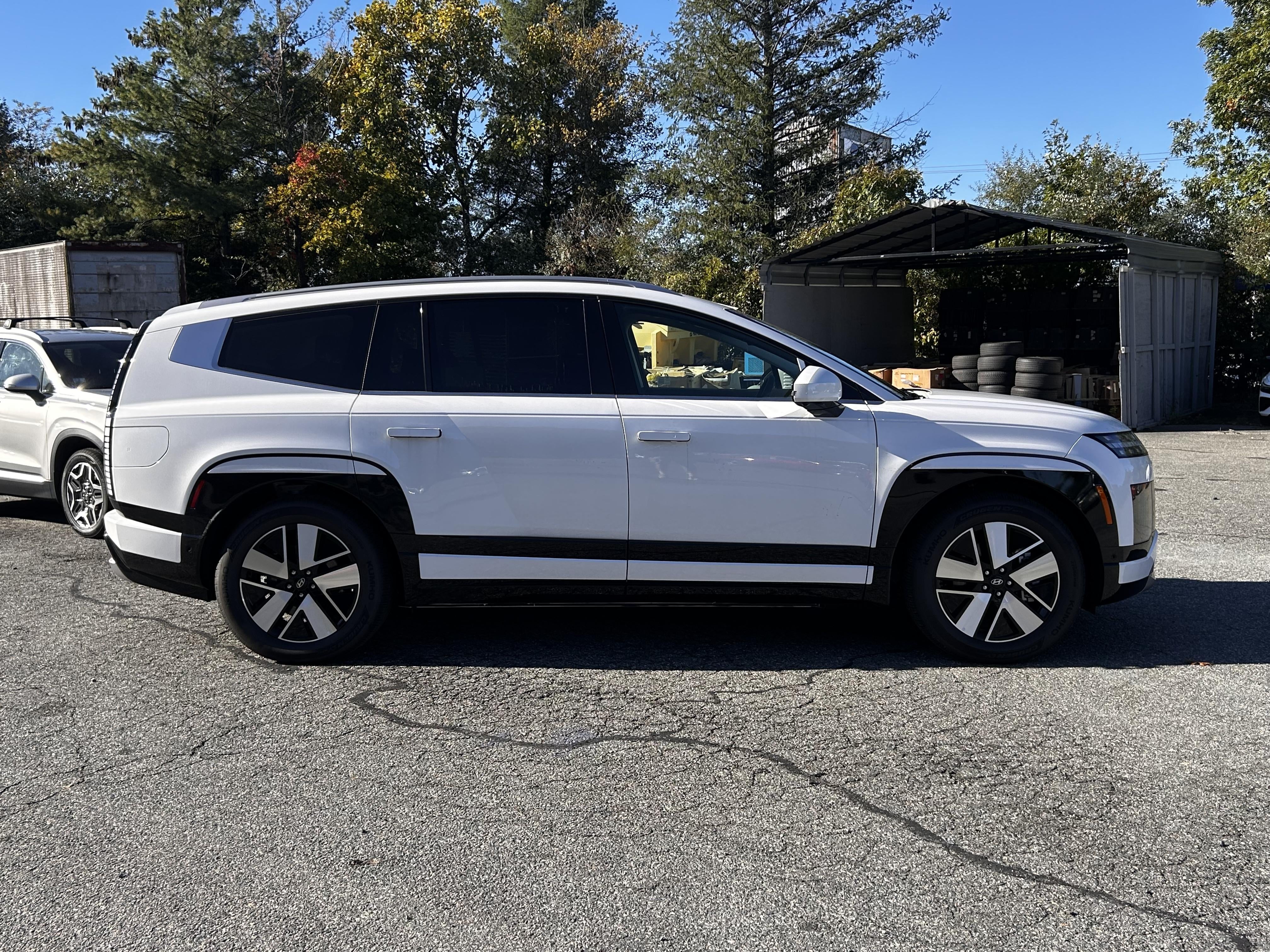 2026 Hyundai IONIQ 9 SEL