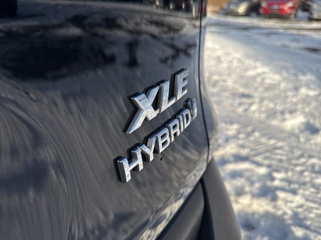 2024 Toyota RAV4 Hybrid XLE Premium