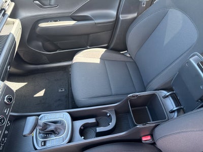 2027 Hyundai KONA SE