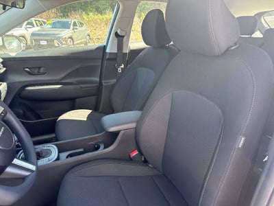 2027 Hyundai KONA SE