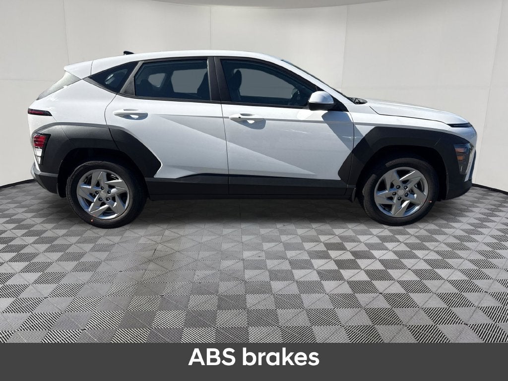 2027 Hyundai KONA SE