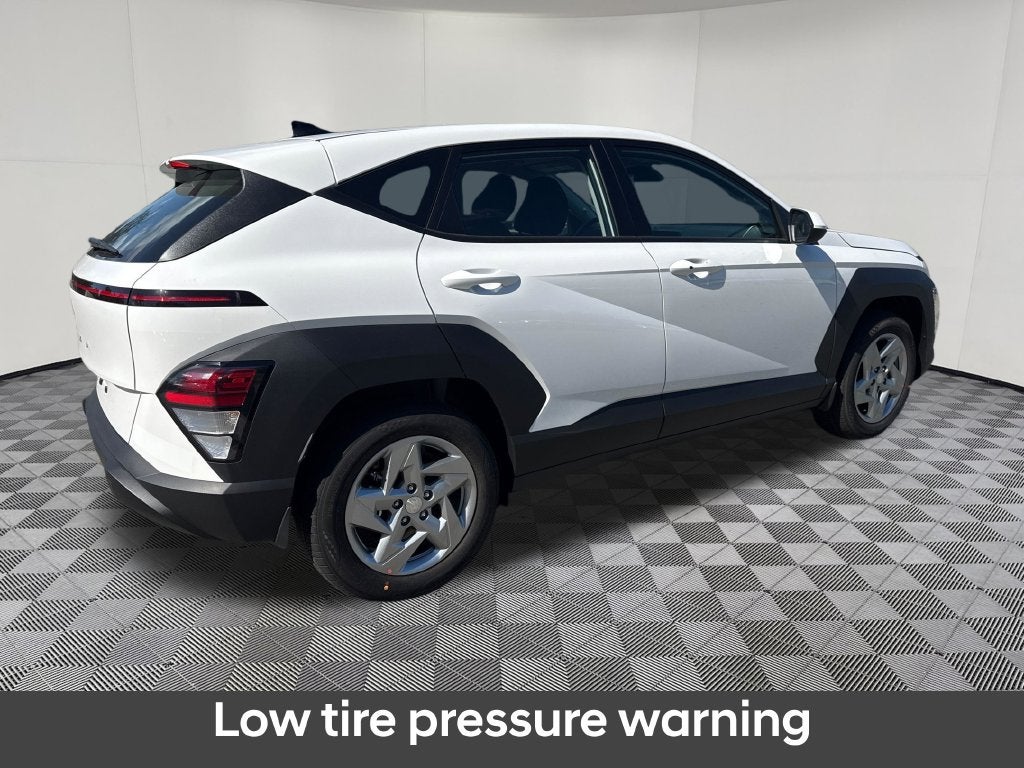 2027 Hyundai KONA SE