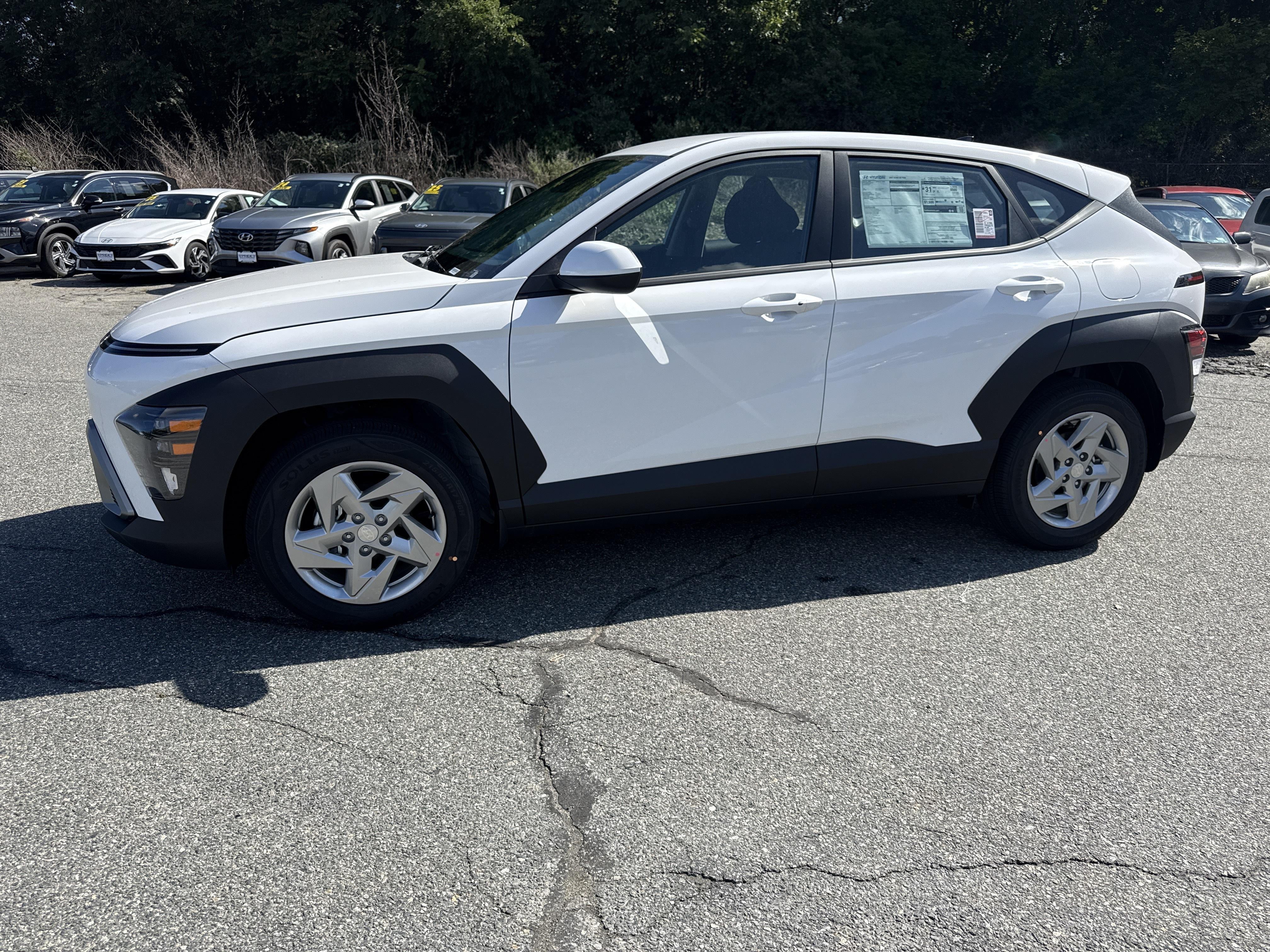 2027 Hyundai KONA SE