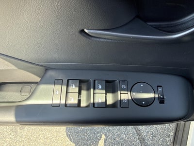 2027 Hyundai KONA SE
