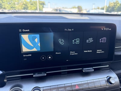 2027 Hyundai KONA SE