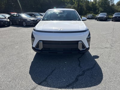 2027 Hyundai KONA SE