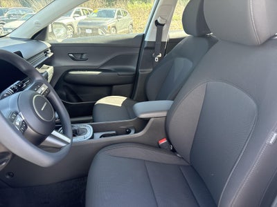 2027 Hyundai KONA SE