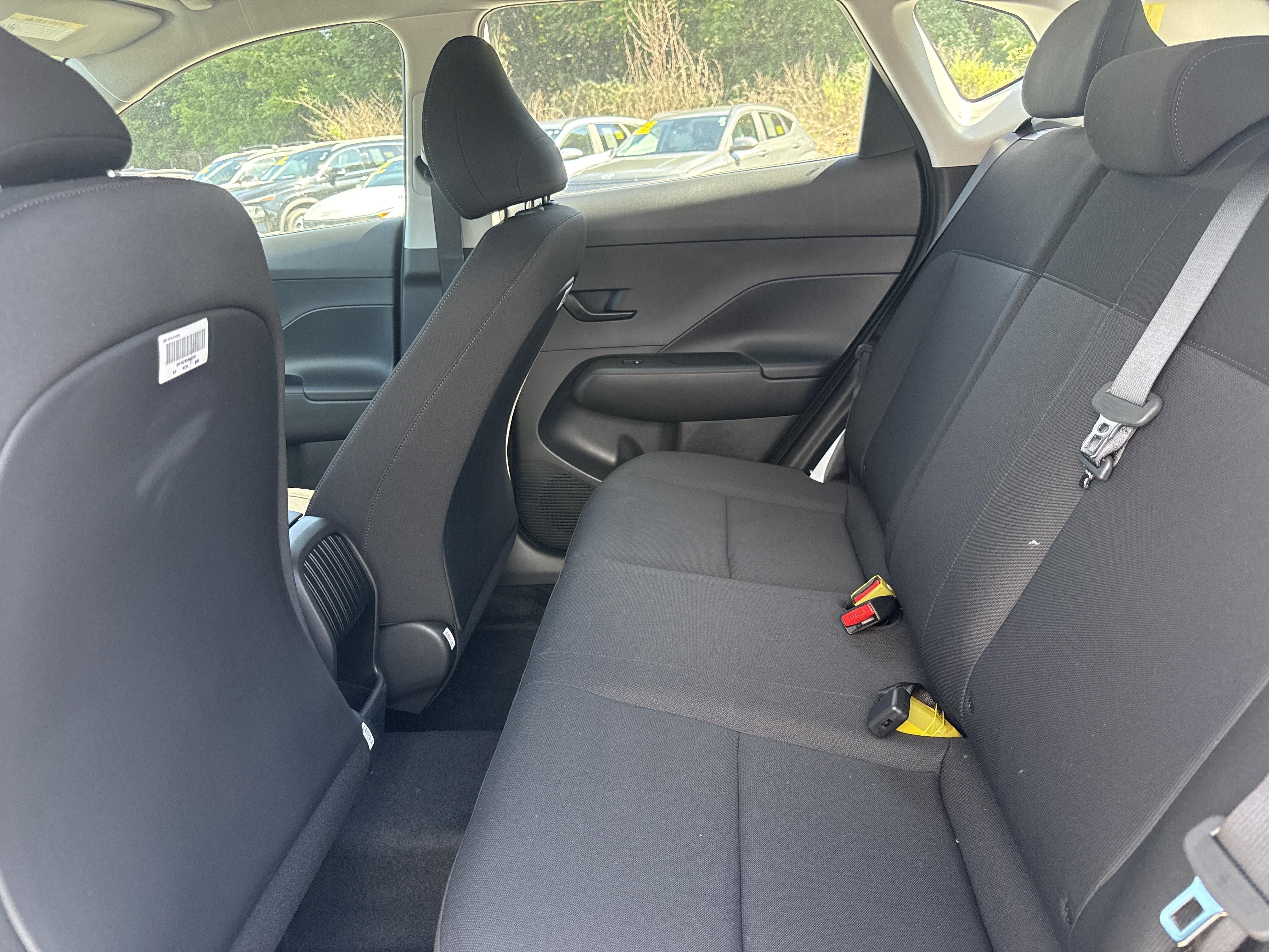 2027 Hyundai KONA SE