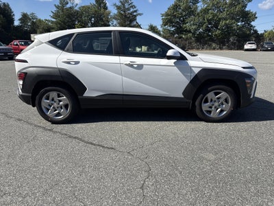 2027 Hyundai KONA SE