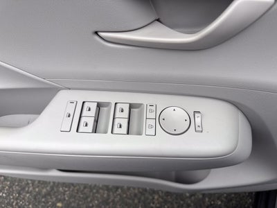 2024 Hyundai KONA SE