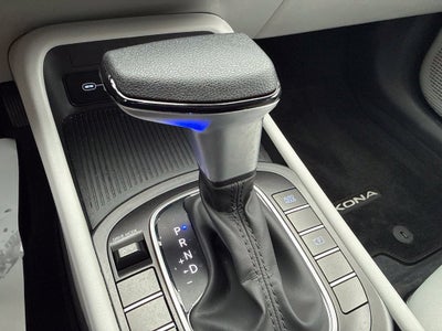2024 Hyundai KONA SE
