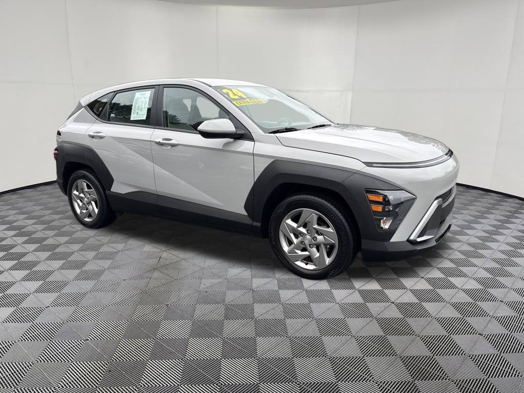 2024 Hyundai KONA SE