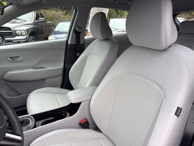 2024 Hyundai KONA SE
