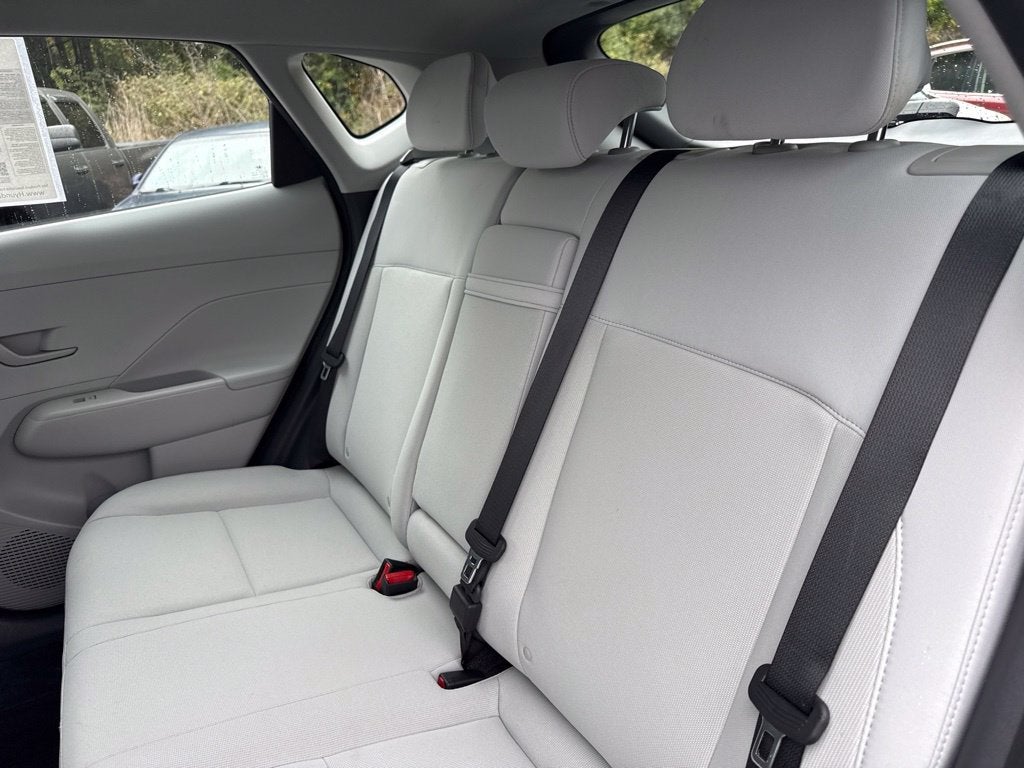 2024 Hyundai KONA SE