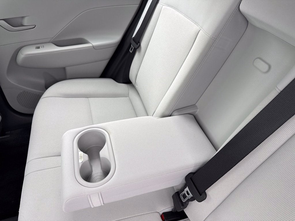 2024 Hyundai KONA SE