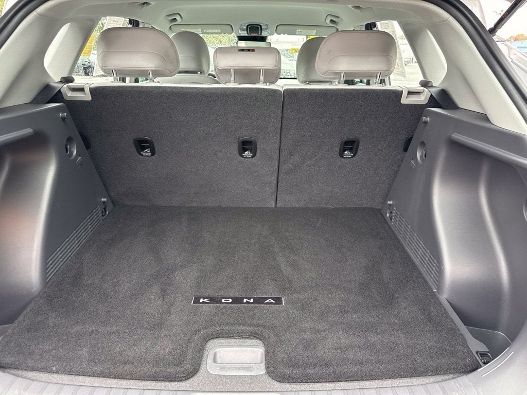 2024 Hyundai KONA SE