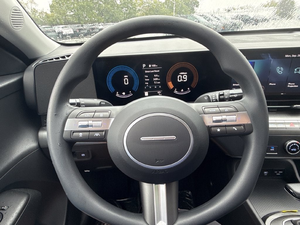 2027 Hyundai KONA SE