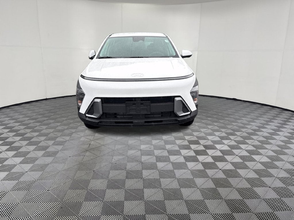 2027 Hyundai KONA SE