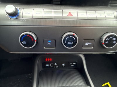 2027 Hyundai KONA SE