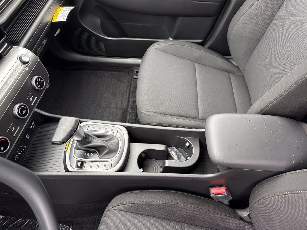2027 Hyundai KONA SE