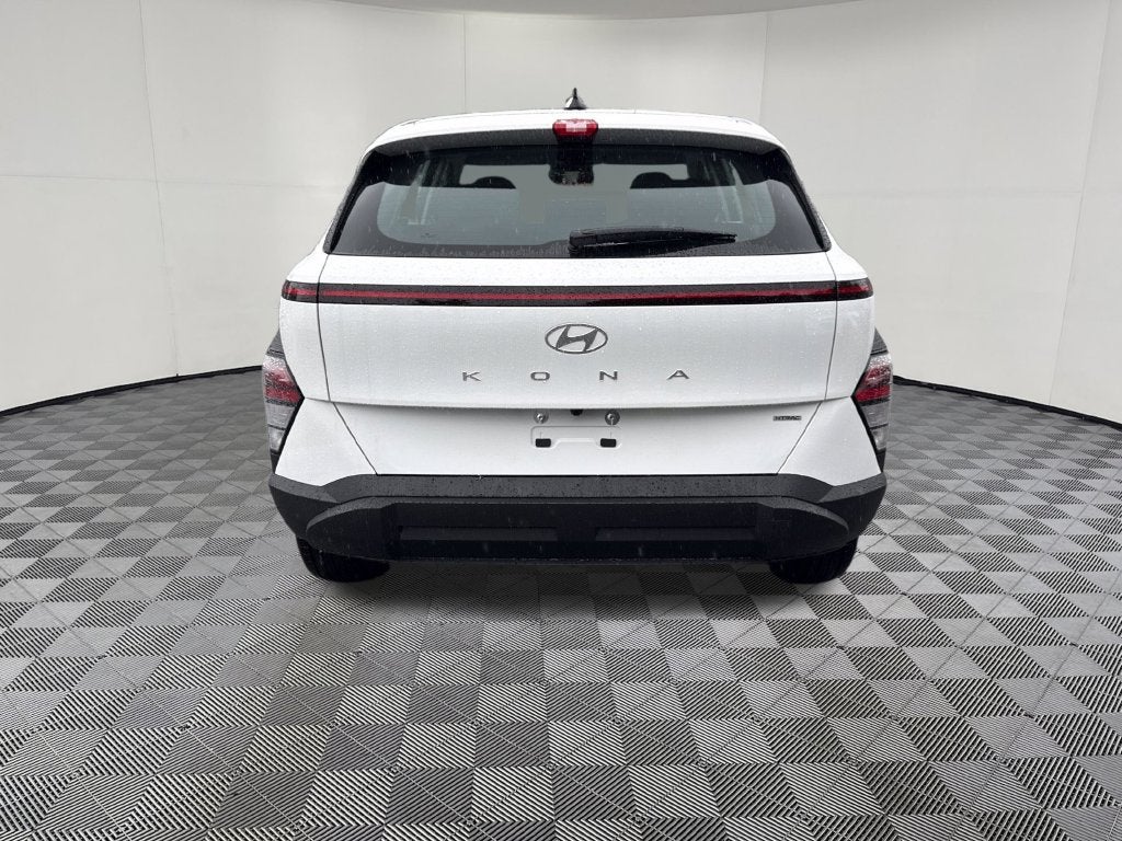 2027 Hyundai KONA SE
