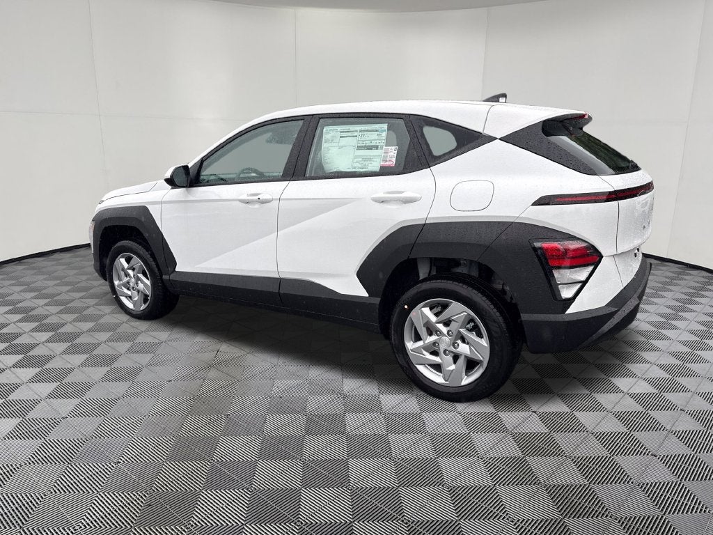 2027 Hyundai KONA SE