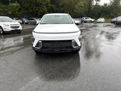 2027 Hyundai KONA SE