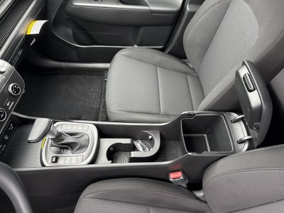 2027 Hyundai KONA SE