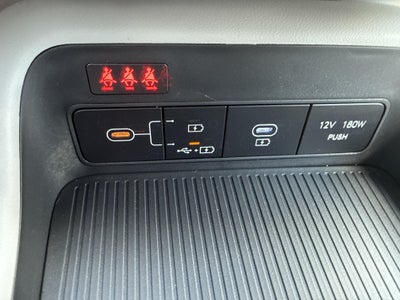 2027 Hyundai KONA SE
