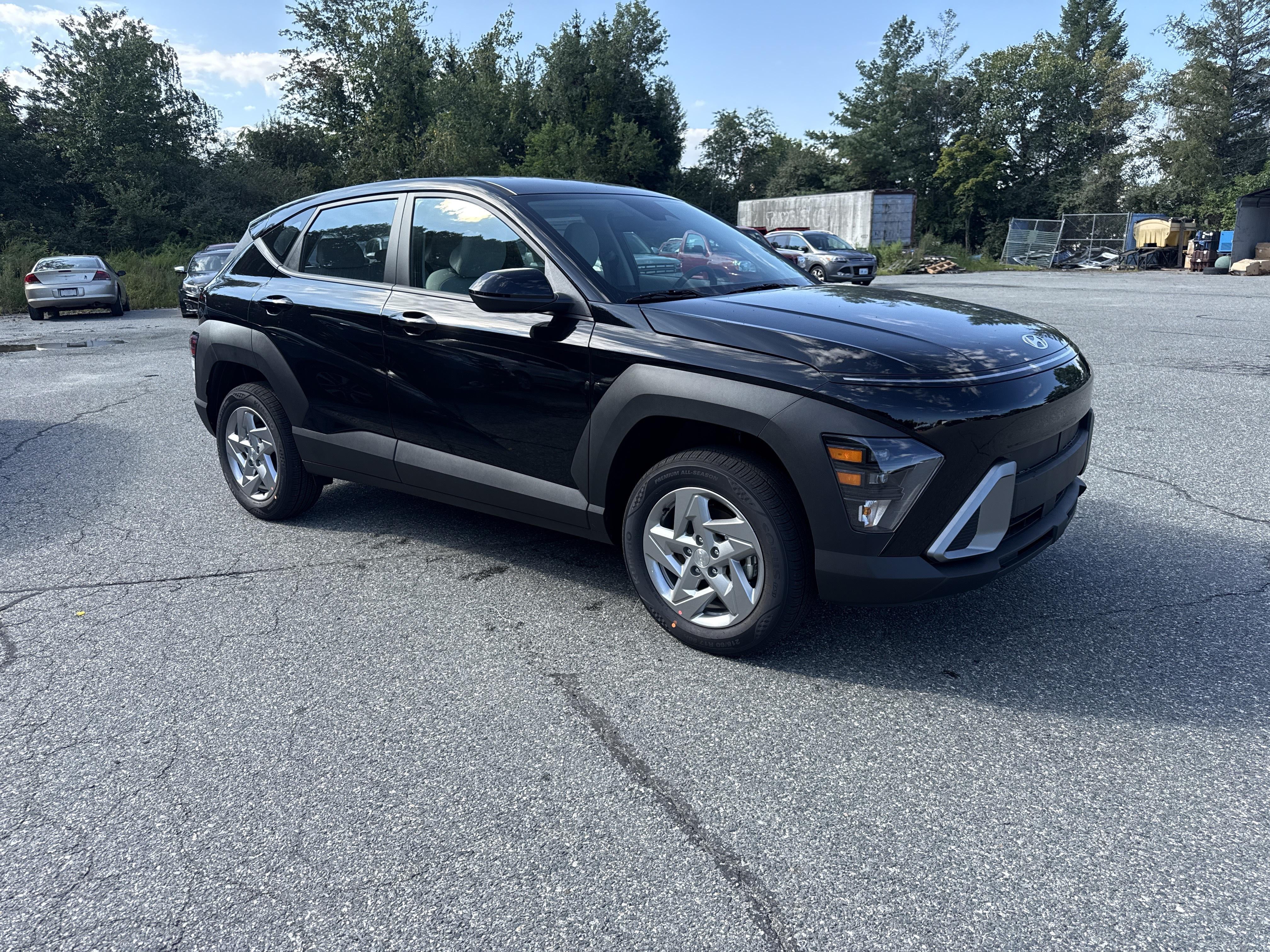 2027 Hyundai KONA SE