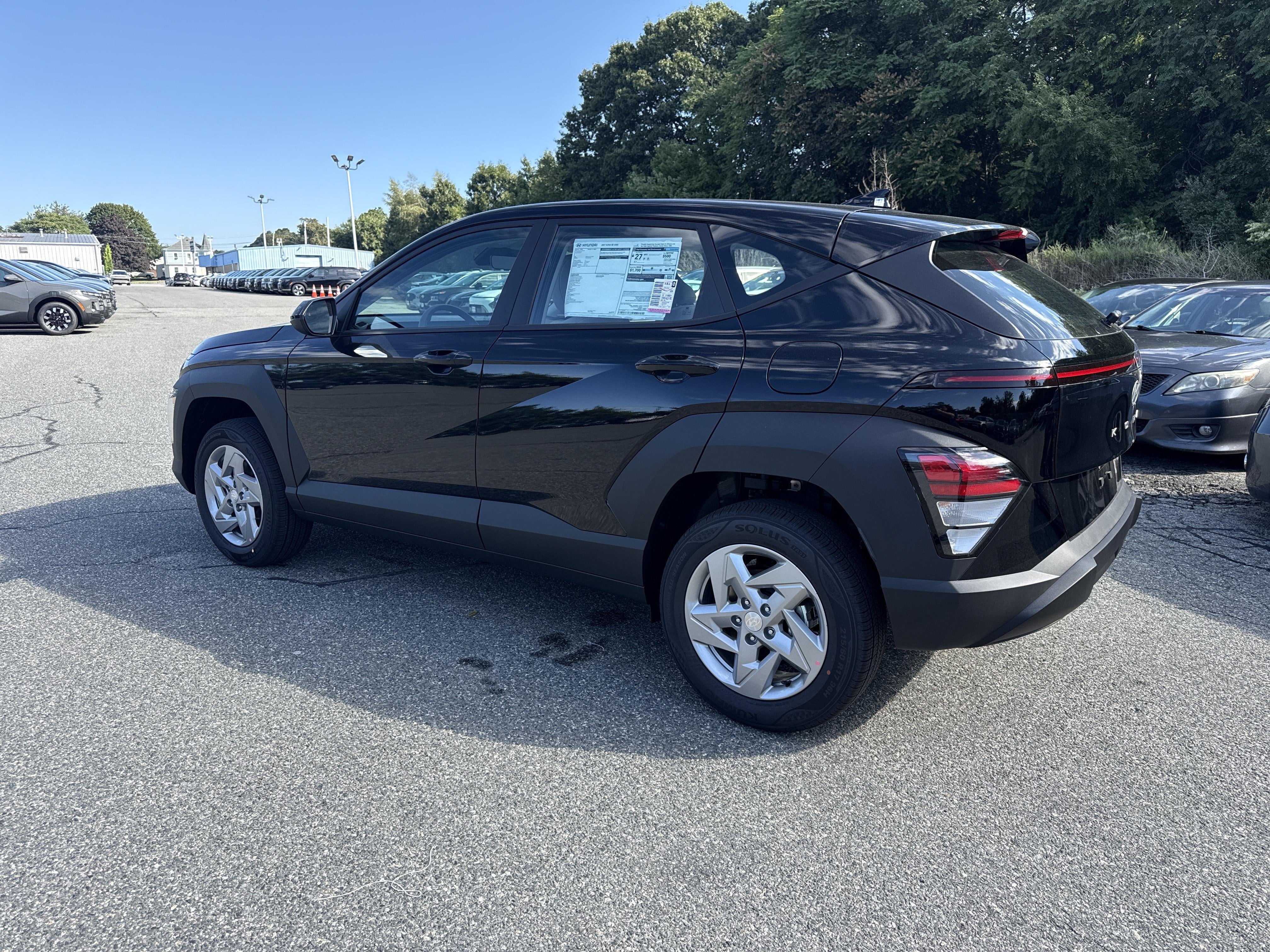 2027 Hyundai KONA SE
