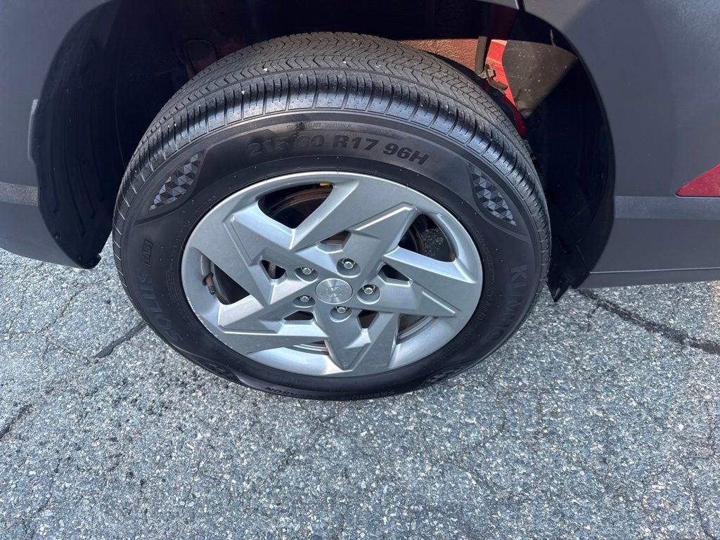 2025 Hyundai KONA SE