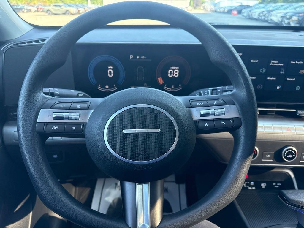 2025 Hyundai KONA SE