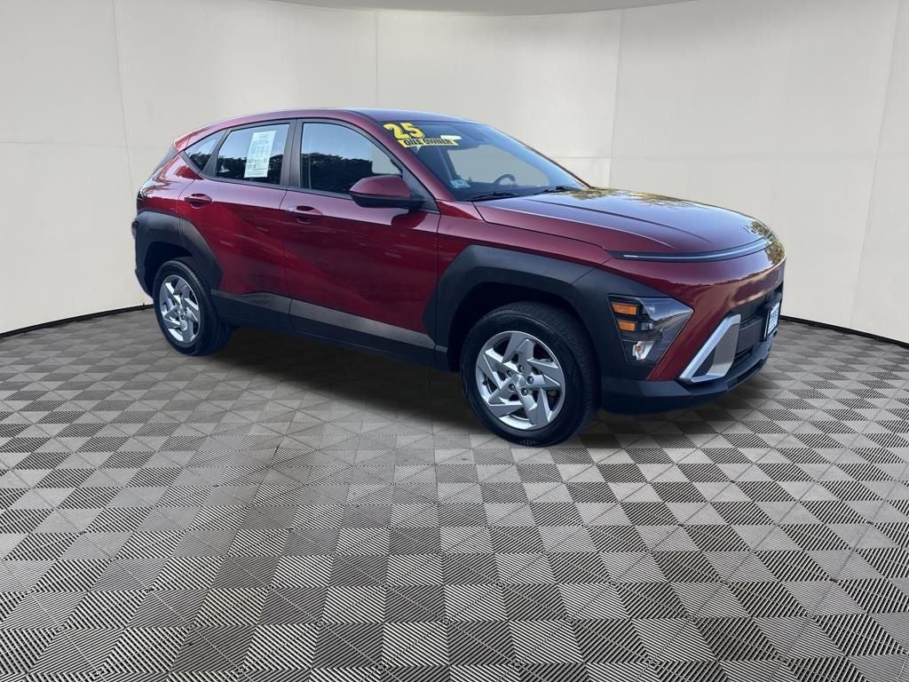 2025 Hyundai KONA SE