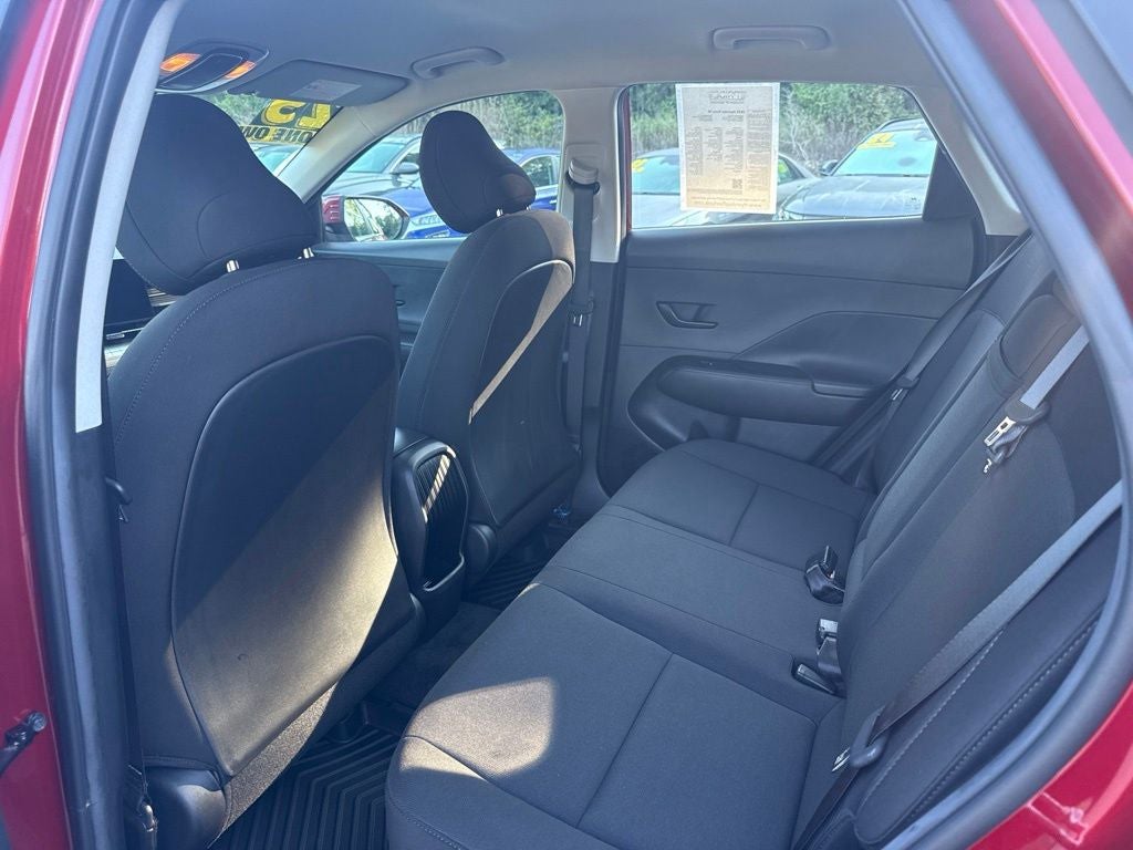 2025 Hyundai KONA SE
