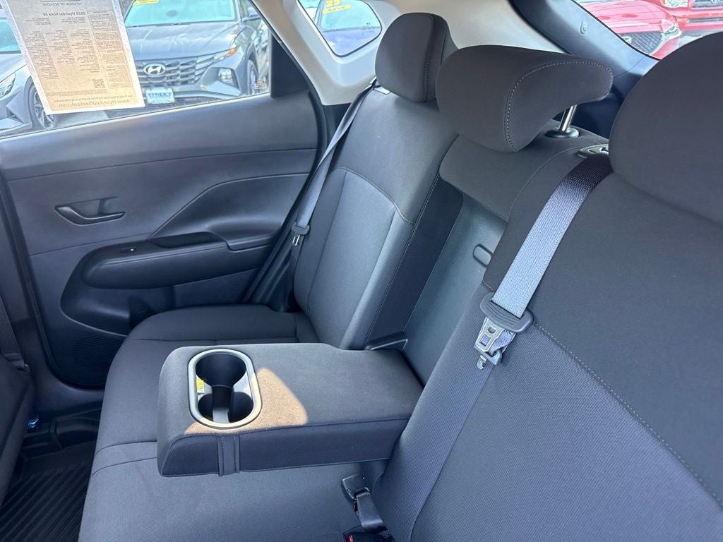 2025 Hyundai KONA SE