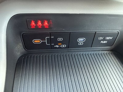 2027 Hyundai KONA SE