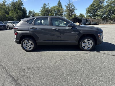 2027 Hyundai KONA SE