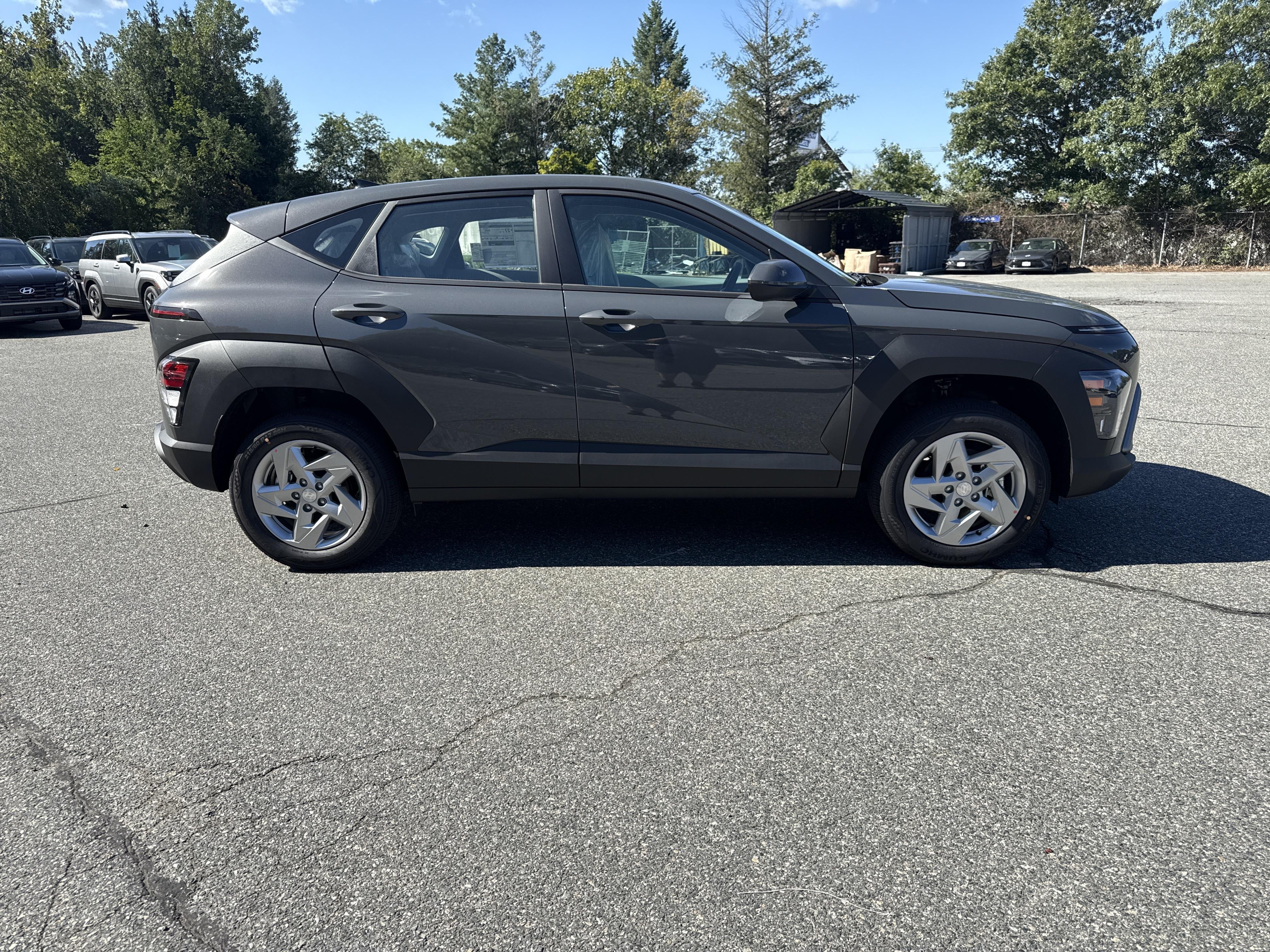 2027 Hyundai KONA SE