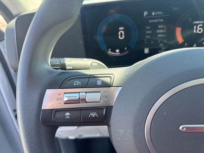 2026 Hyundai KONA SE