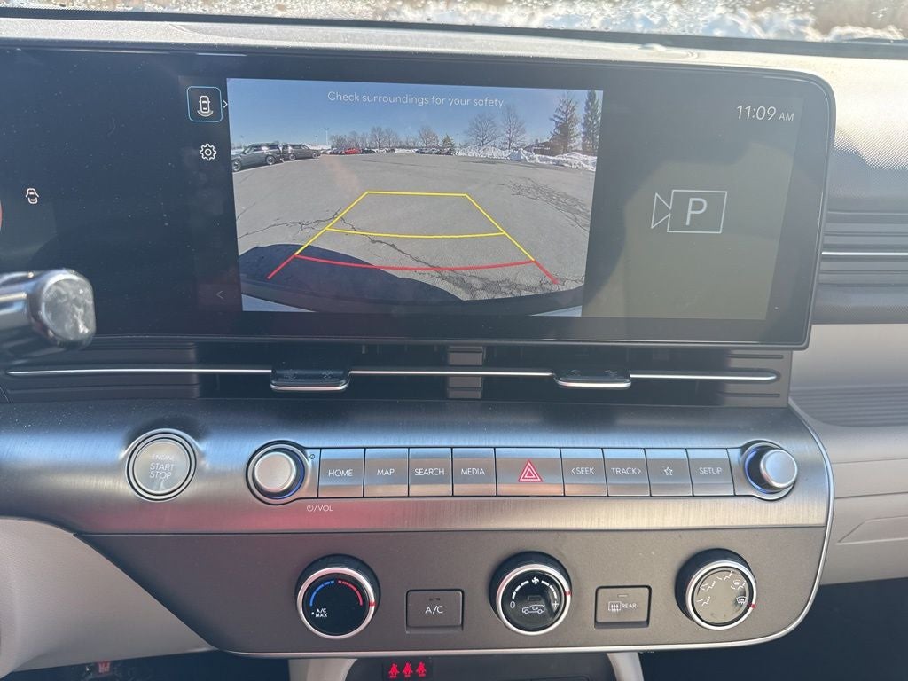 2026 Hyundai KONA SE